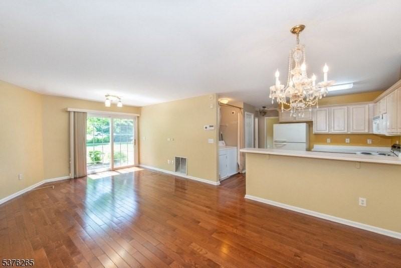4 Parkside Ct - Photo 4 of 18