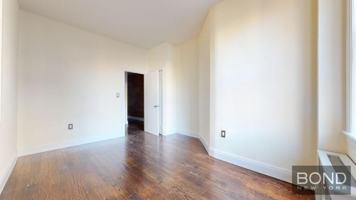 featured image of 17 W 125th St