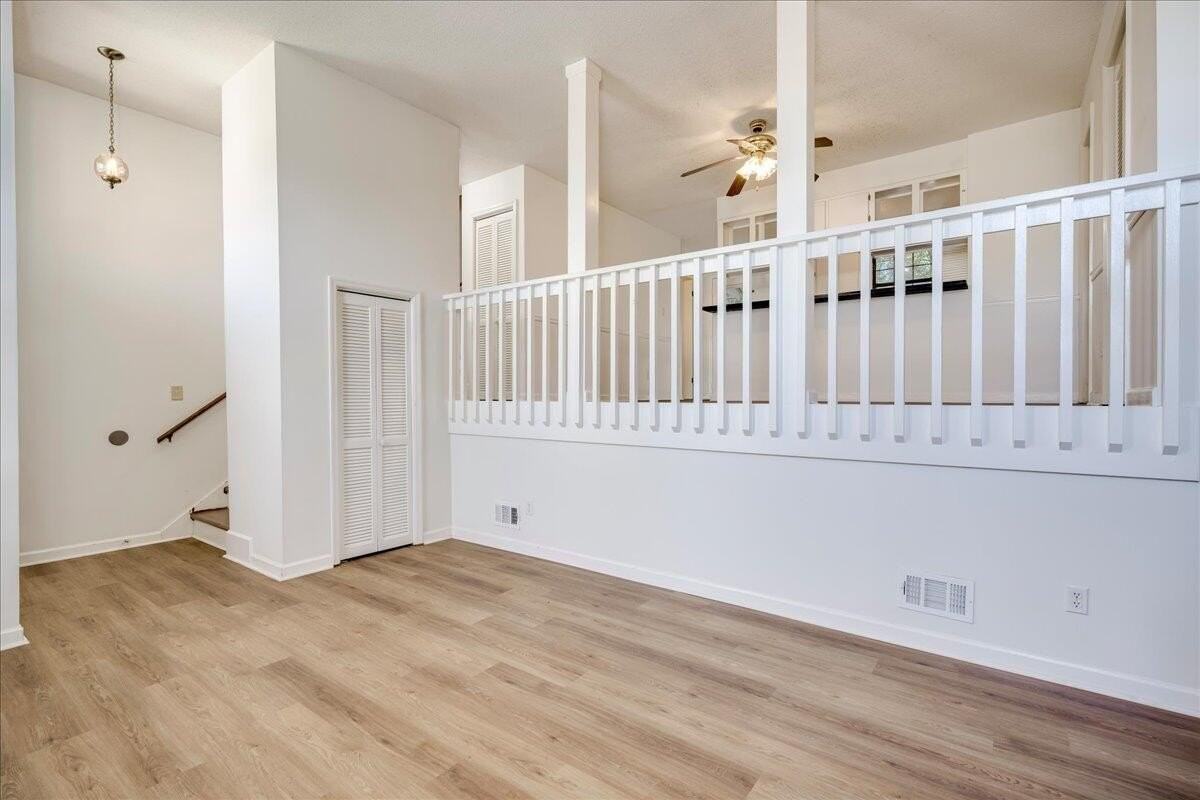 3128 Village West Dr - Photo 4 of 18