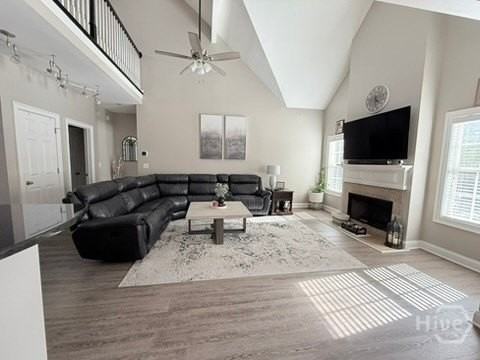 1070 Brookshire Ct - Photo 7 of 33