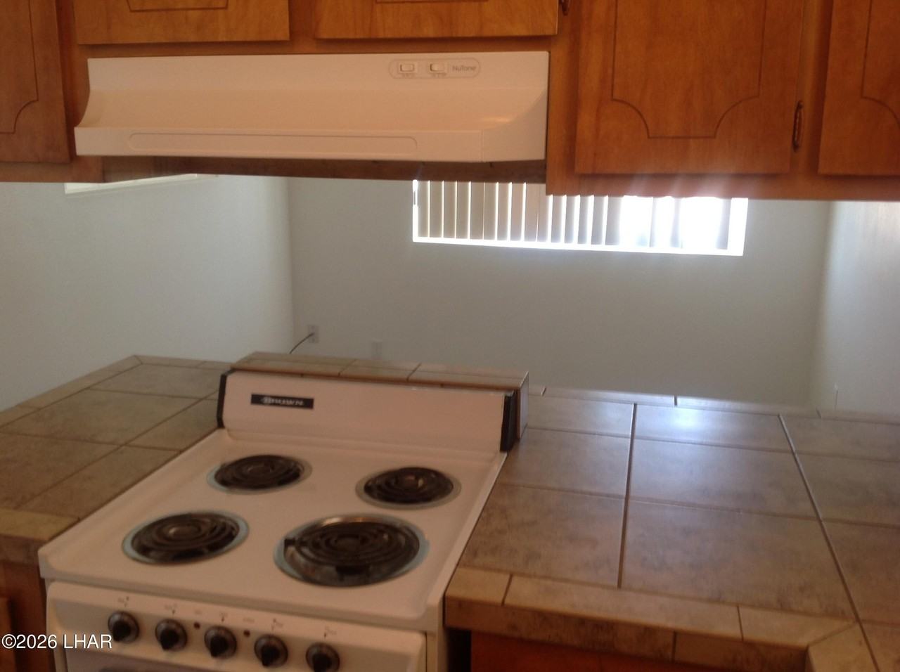 3030 Winterhaven Dr - Photo 5 of 22