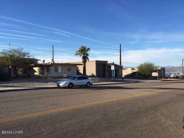 2060 Palo Verde Blvd N Apt 7 - Photo 2 of 24