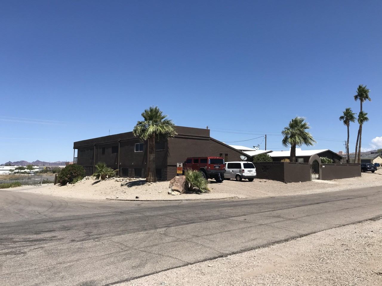 2201 Sandwood Dr Apt 2 - Photo 2 of 26