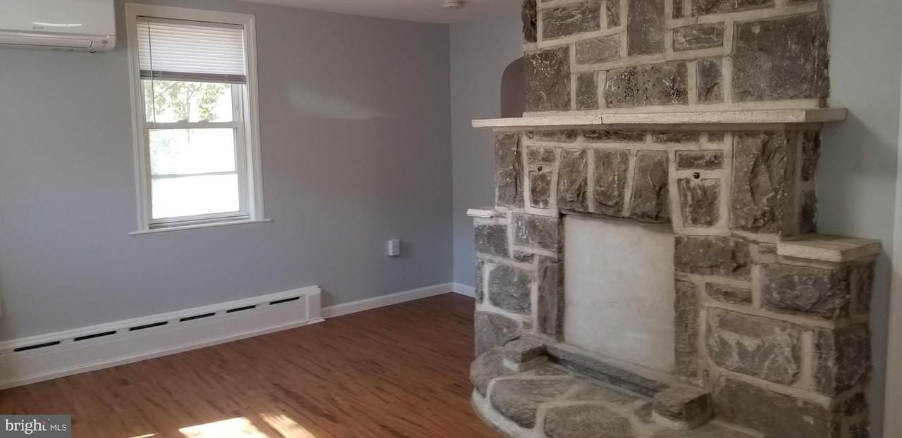 473 Freemont St - Photo 6 of 22