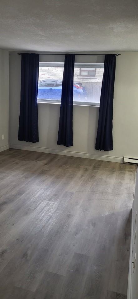 200 Park Rd N #101 - Photo 4 of 9