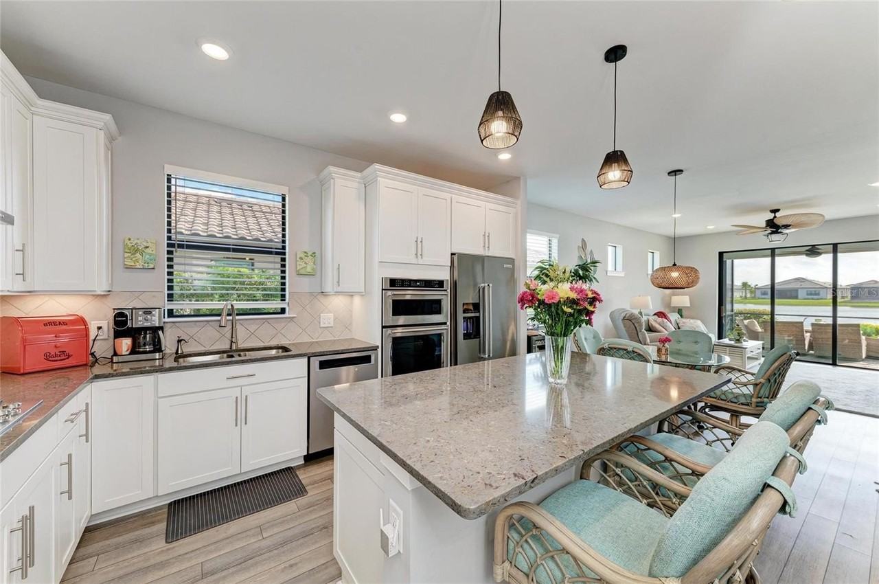 17625 Northwood Pl - Photo 4 of 35