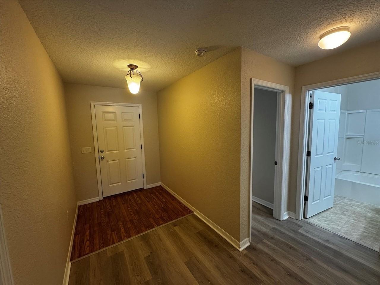 12388 Ne 48th Loop - Photo 2 of 17