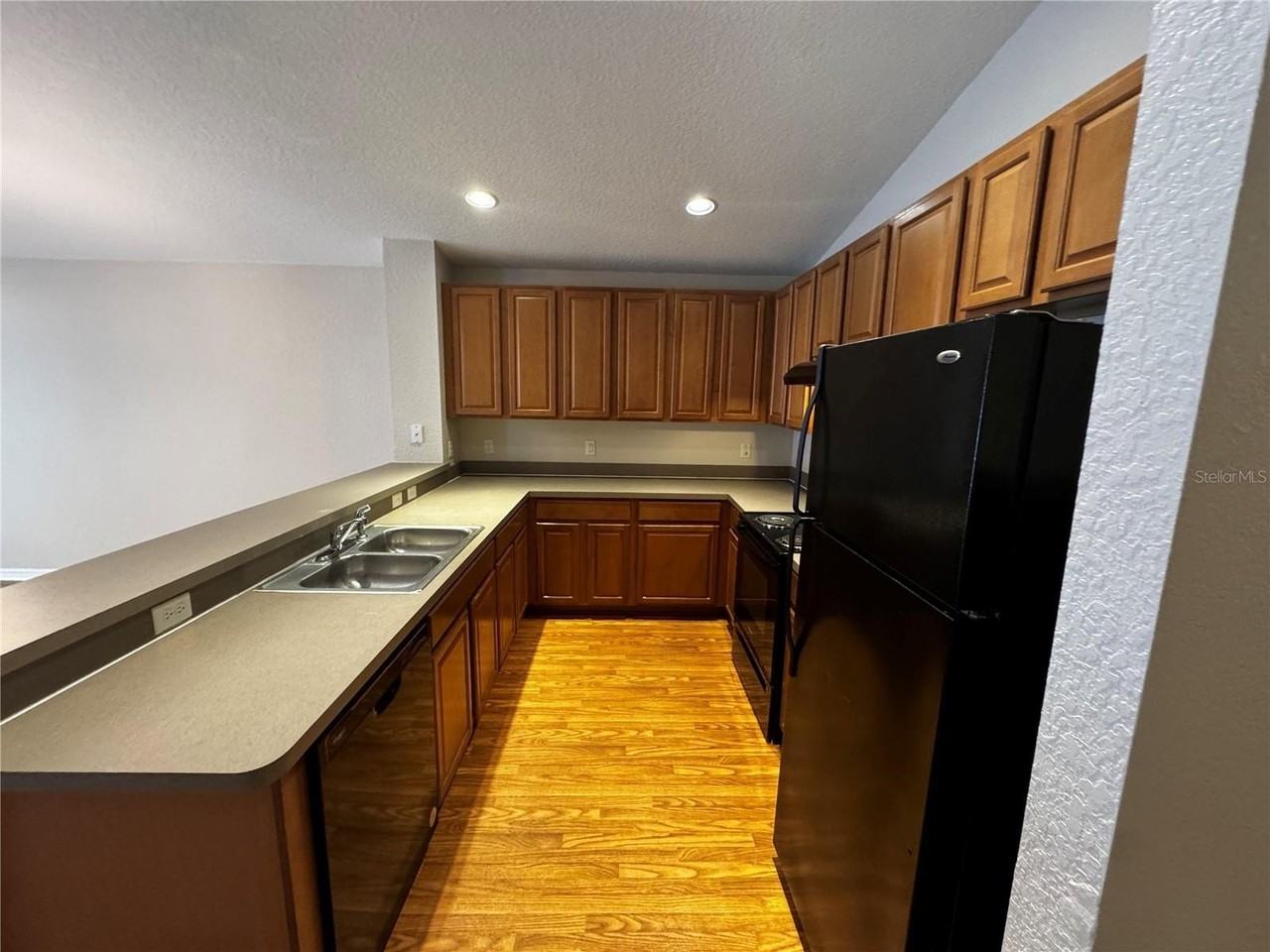 12388 Ne 48th Loop - Photo 5 of 17