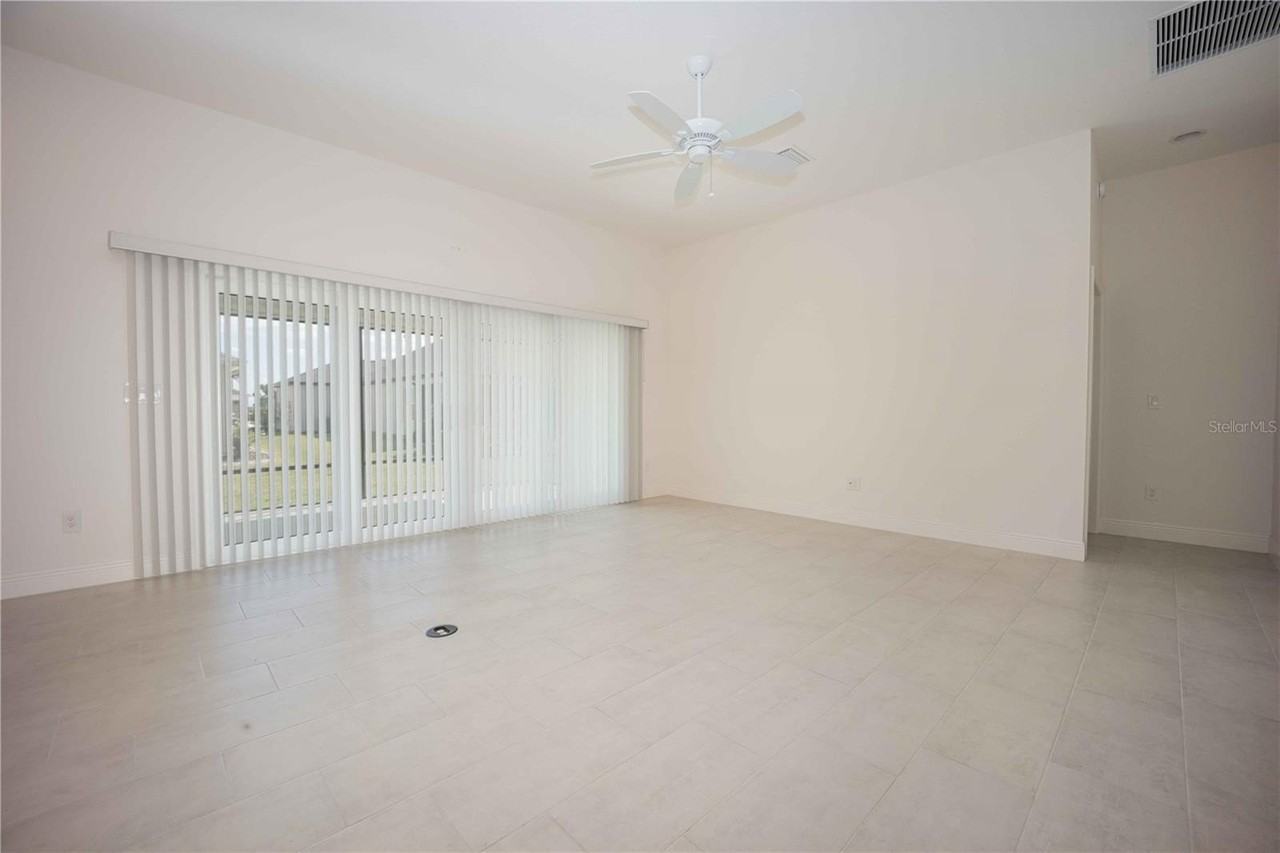 858 Bowden Rd - Photo 4 of 16