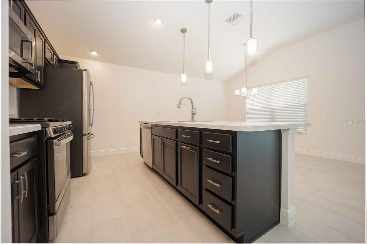 858 Bowden Rd - Photo 7 of 16