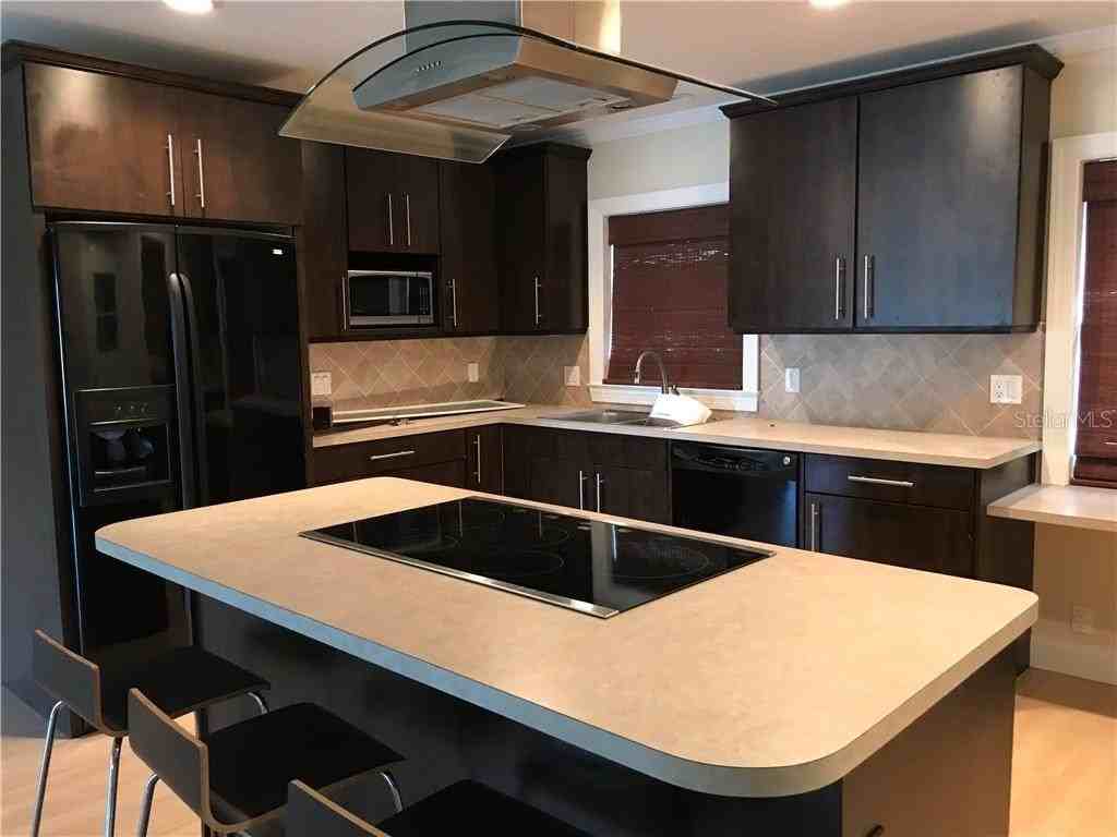 1019 Mockingbird Cir - Photo 4 of 11