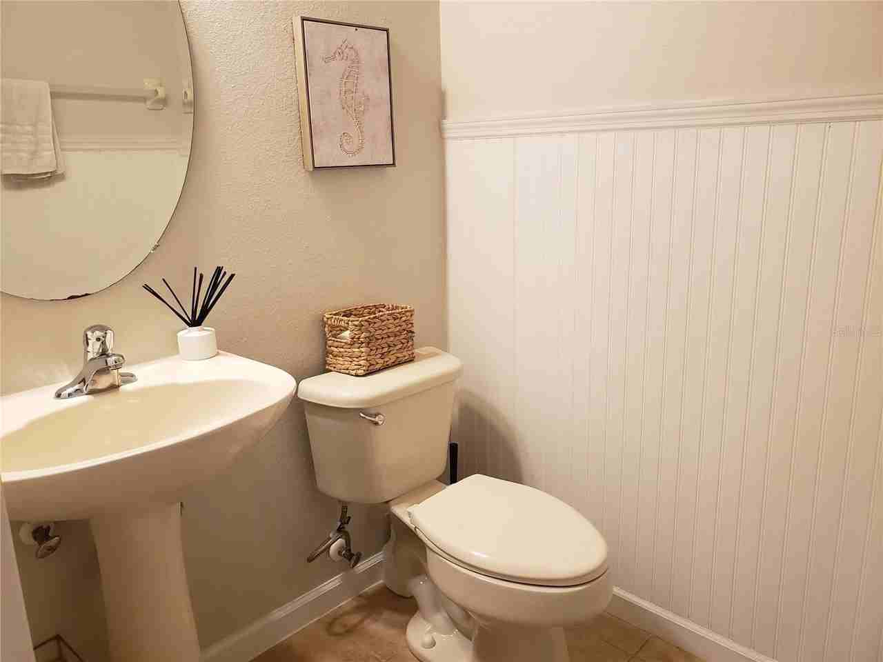 16530 Cedar Crest Dr - Photo 5 of 39