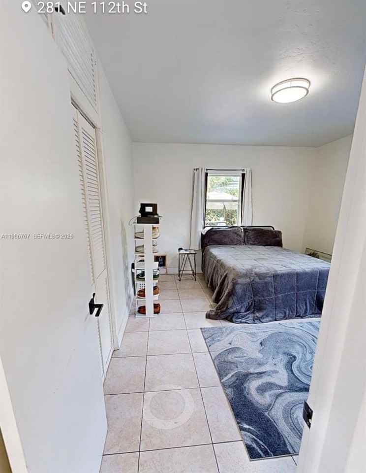 Ne 112th St - Photo 6 of 8