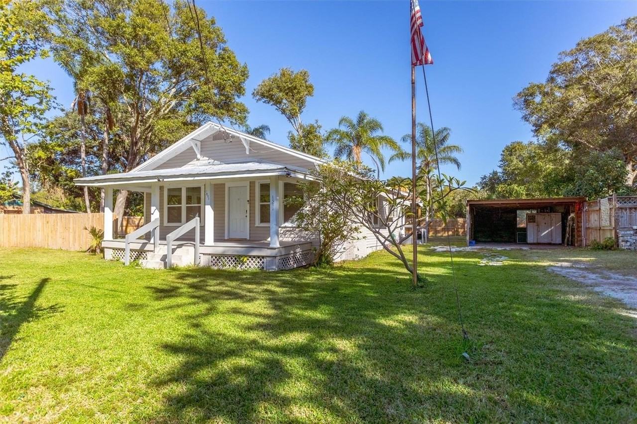 1571 S Myrtle Ave - Photo 3 of 30