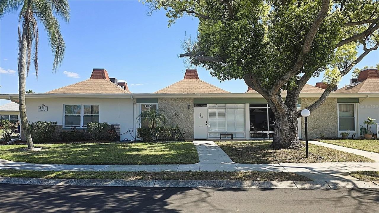 4348 Tahitian Gardens Cir #B - Photo 3 of 22