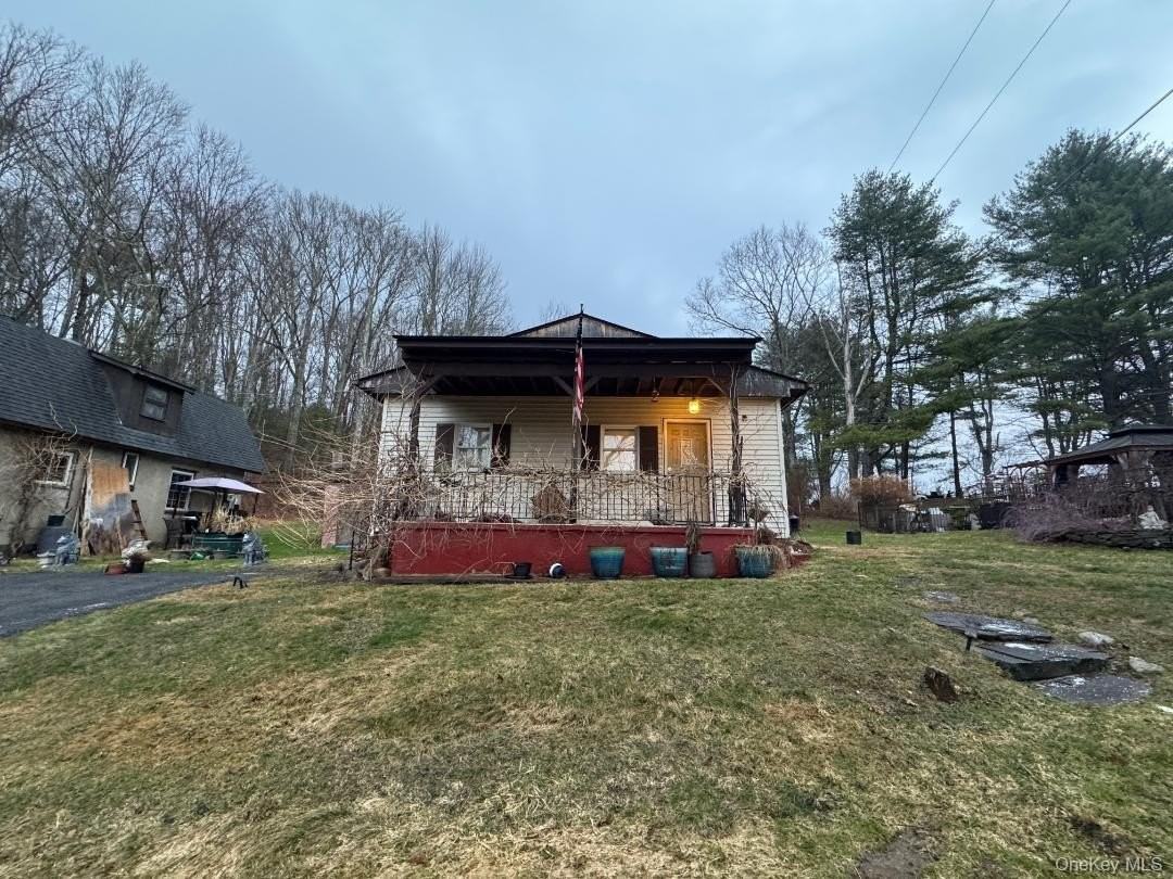 19 Schultz Ln - Photo 2 of 24