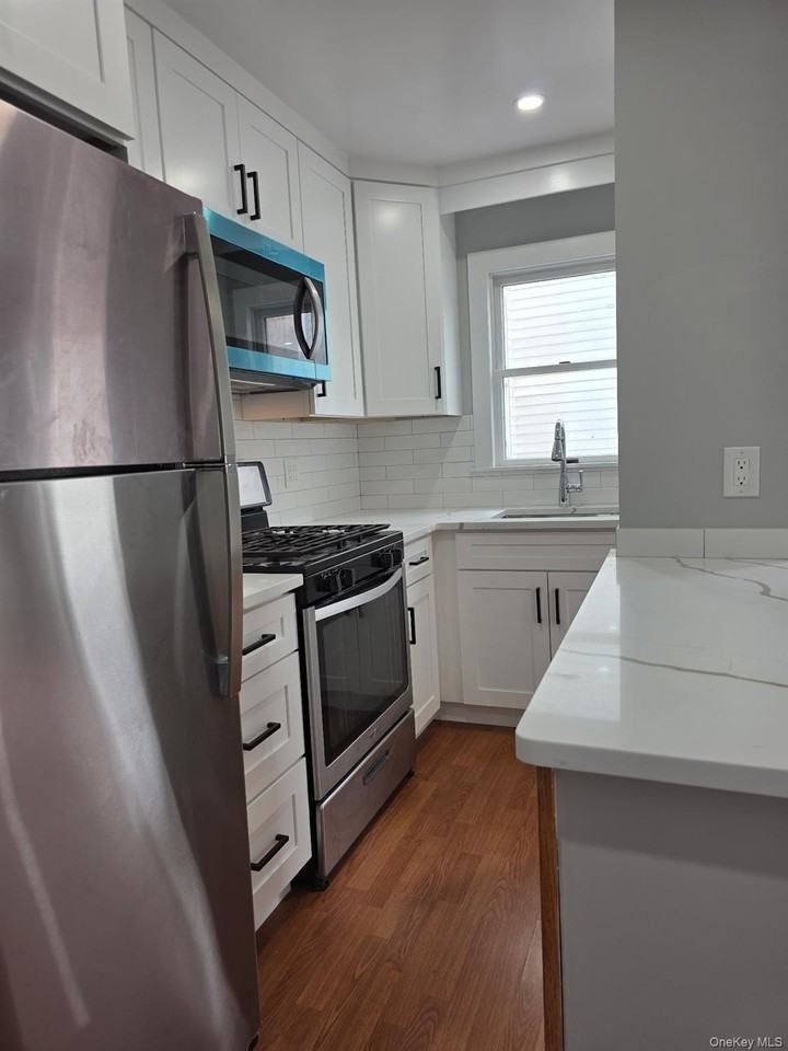 3 Everett Ave 1st Fl #1stFL - Photo 5 of 21