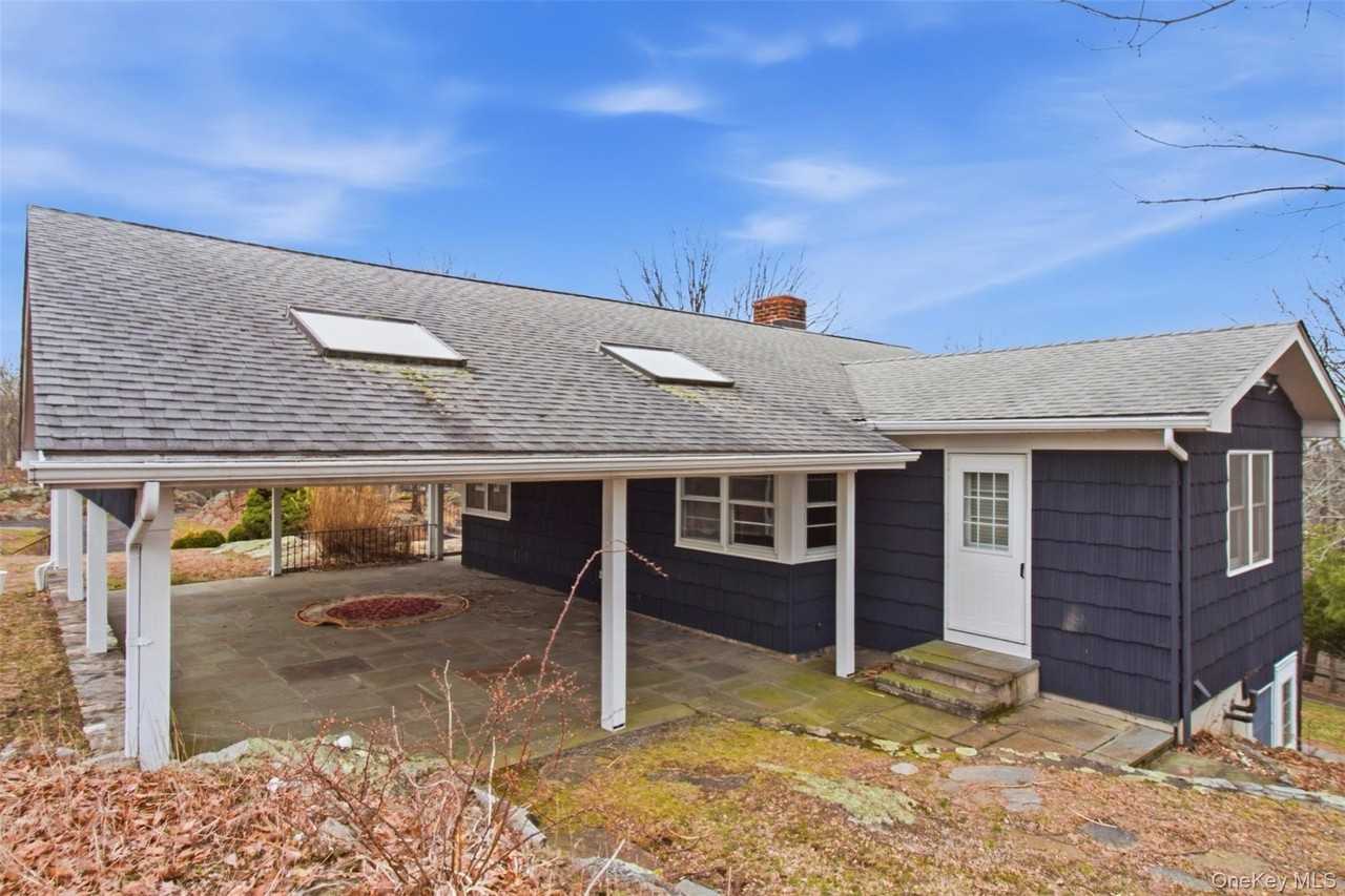 27 Allapartus Cir - Photo 3 of 24