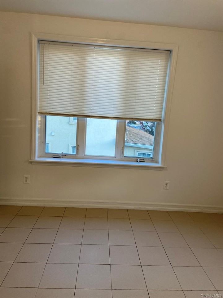 3117 Buell St - Photo 3 of 16