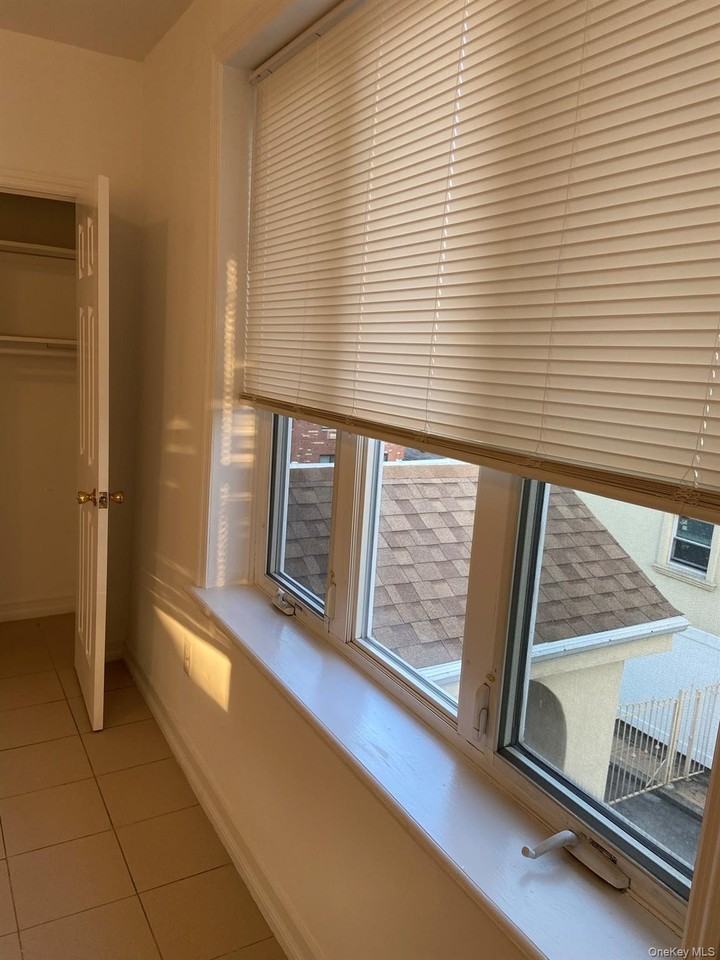 3117 Buell St - Photo 6 of 16