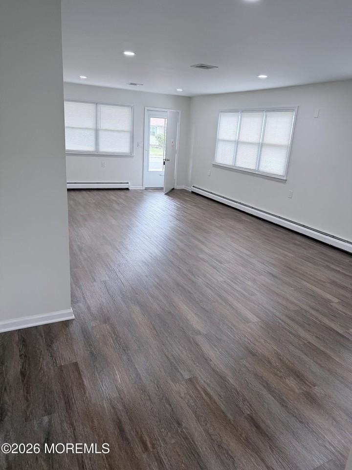 90 Barbados Dr S - Photo 3 of 11