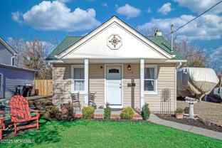 1114 Wildwood Ave - Photo 1 of 1