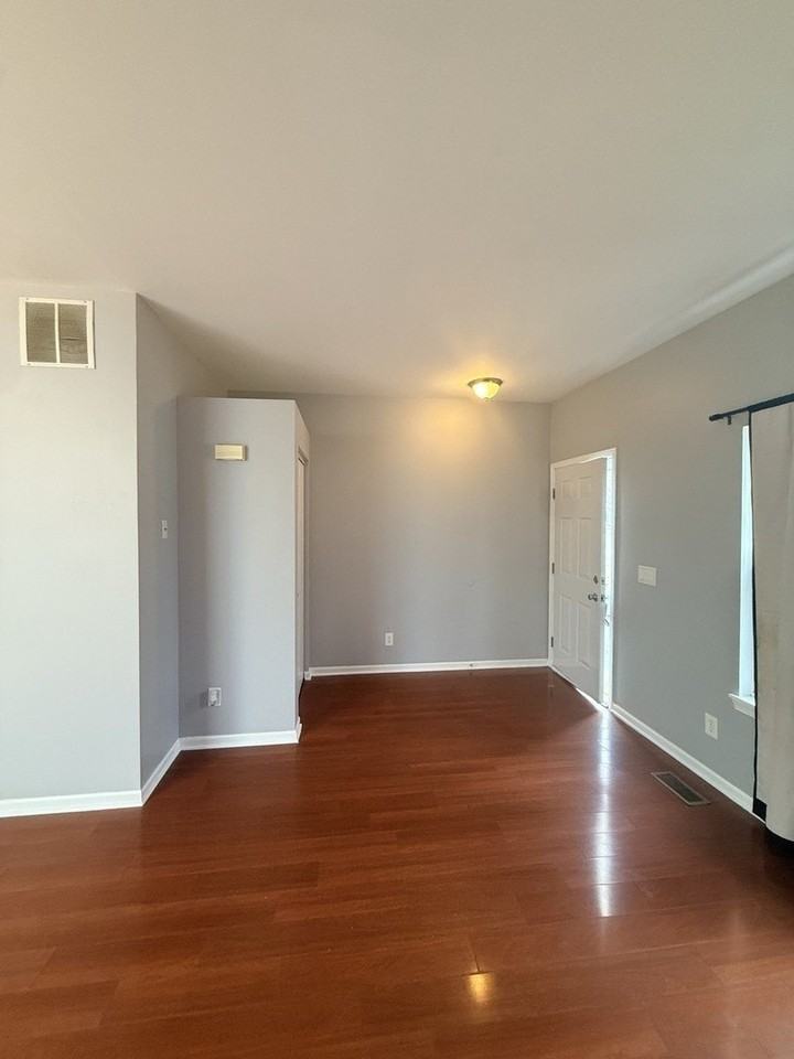 21339 W Earhart Ct Unit 21339 - Photo 3 of 10