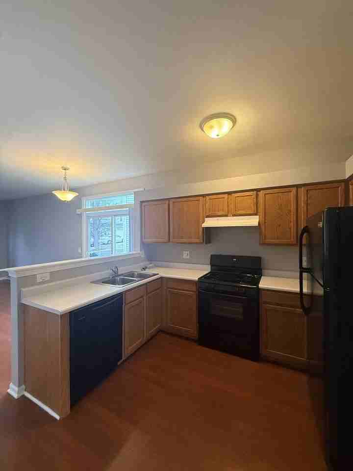 21339 W Earhart Ct Unit 21339 - Photo 4 of 10