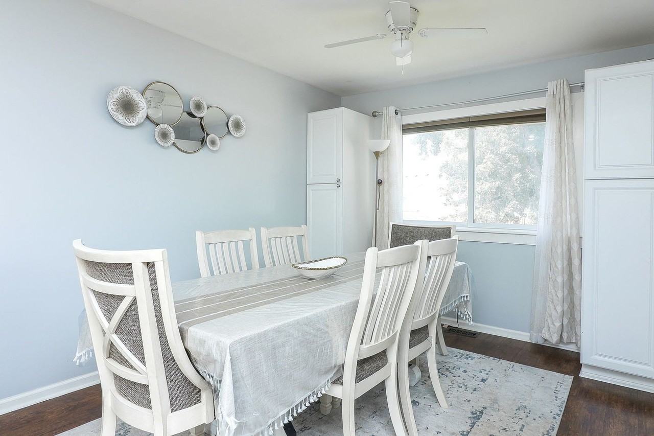 812 W Appletree Ln - Photo 4 of 18