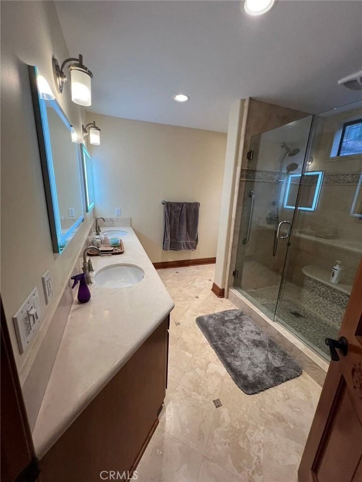 107 Via Ensueno - Photo 7 of 50