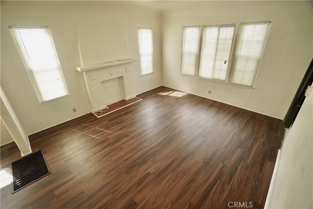 1336 Elm St #2 - Photo 6 of 36