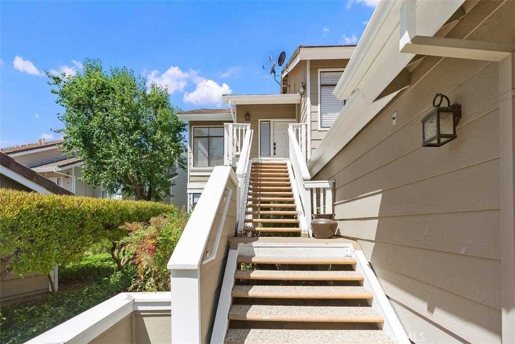 31 Oak Knls - Photo 3 of 37