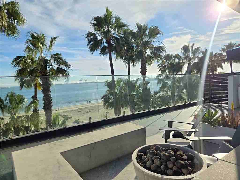 25 15th Pl - Photo 7 of 27