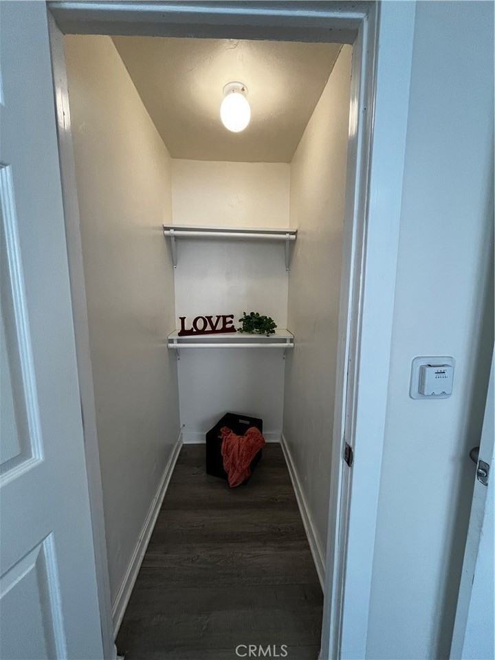 4518 S Normandie Ave #1-2 - Photo 7 of 11