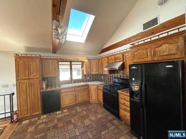 1-09 27th St - Photo 6 of 23