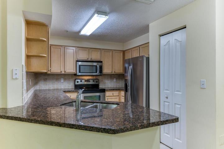 125 Galicia Way #207 - Photo 4 of 8