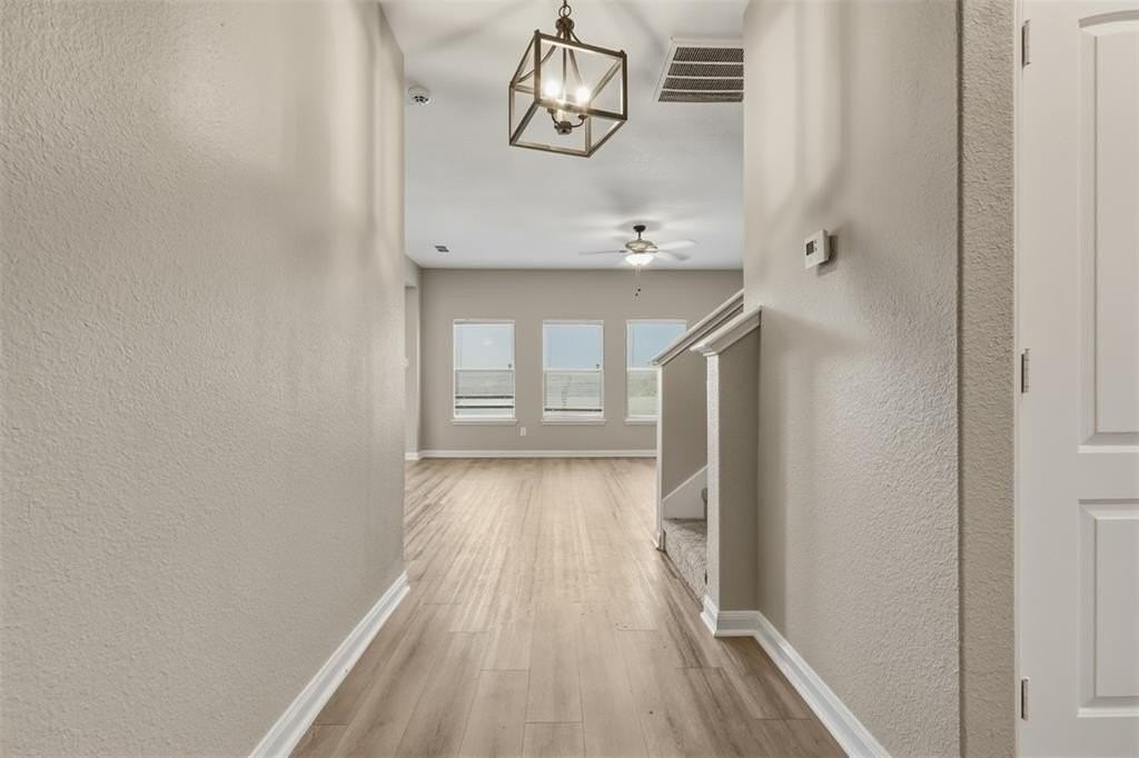 5015 Royal Springs Dr - Photo 7 of 19