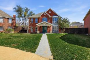 836 Lakeview Ct - Photo 1 of 1