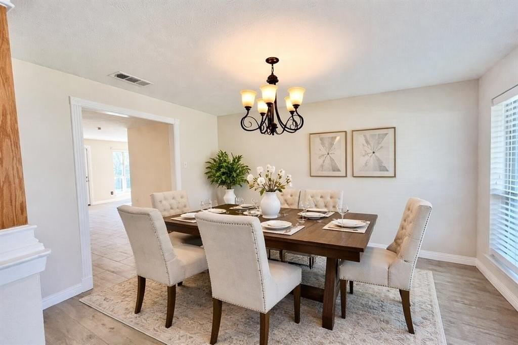 1816 Lexington Pl - Photo 2 of 27