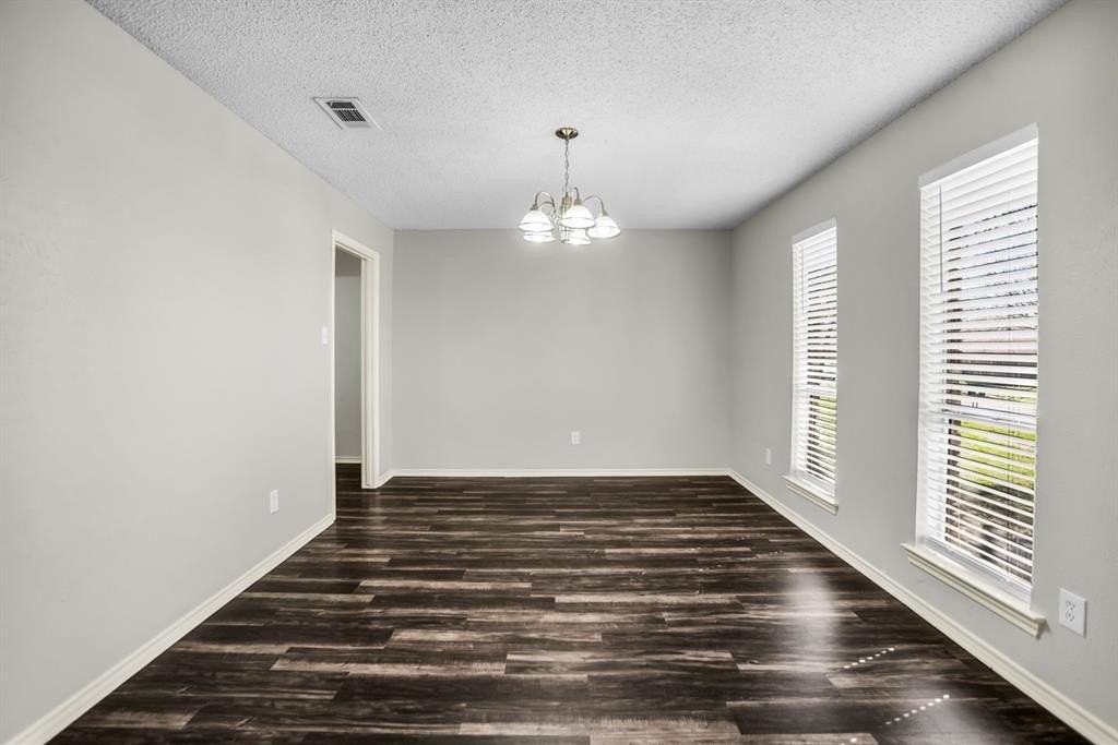 5902 Fawn Valley Ln - Photo 3 of 28