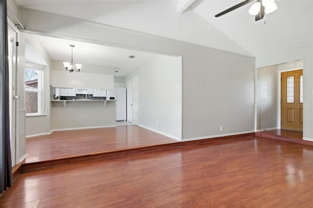 6604 Betty Dr - Photo 5 of 23