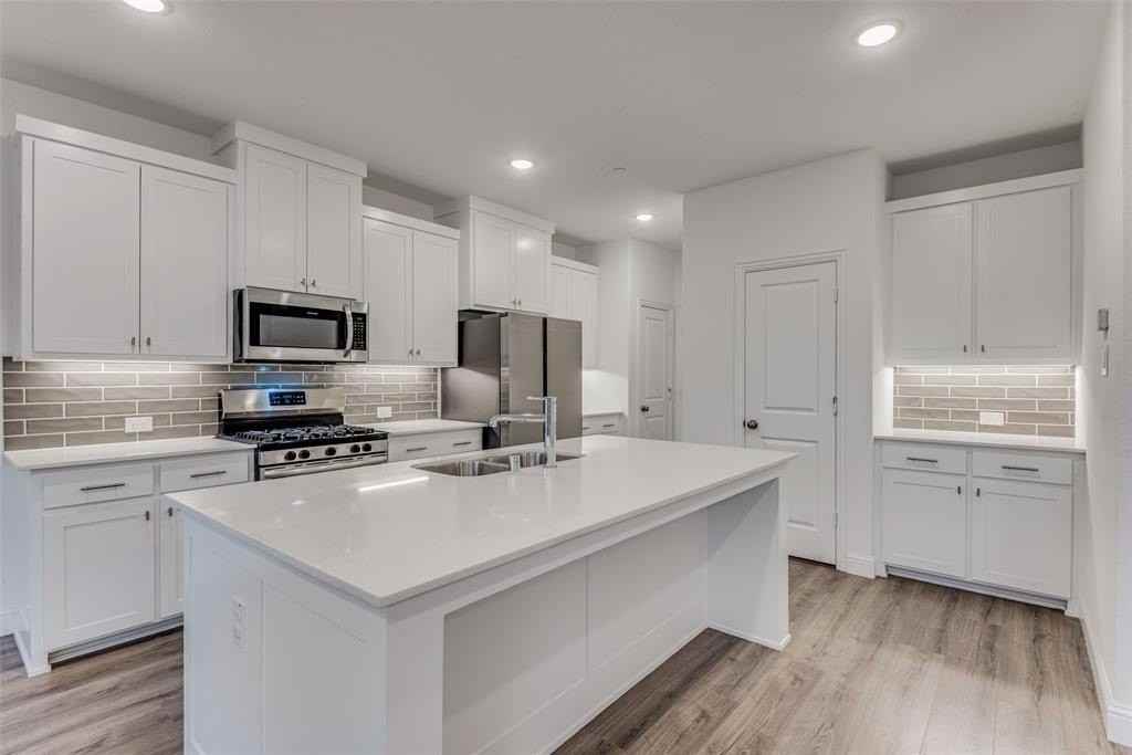 1356 Hill Country Pl - Photo 2 of 18