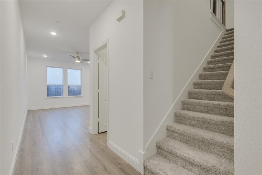 1356 Hill Country Pl - Photo 4 of 18