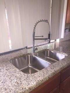 1609 Cumberland Trl - Photo 3 of 24