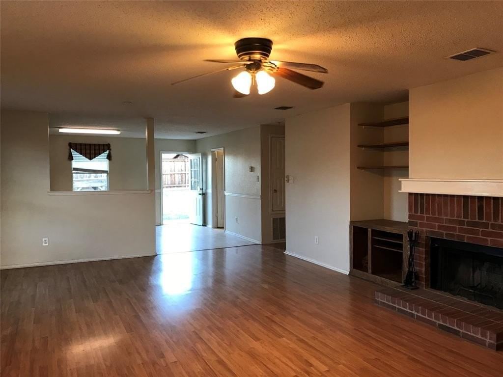 2613 Misty Harbor Dr - Photo 3 of 23