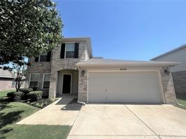featured image of 4405 Centennial Ct