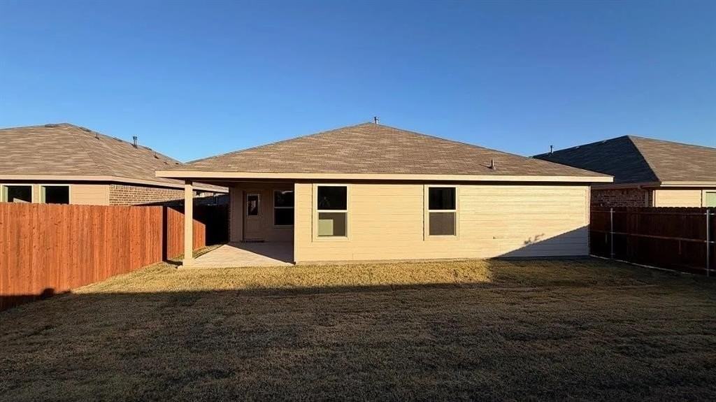 8440 Hollymead Ln - Photo 2 of 20