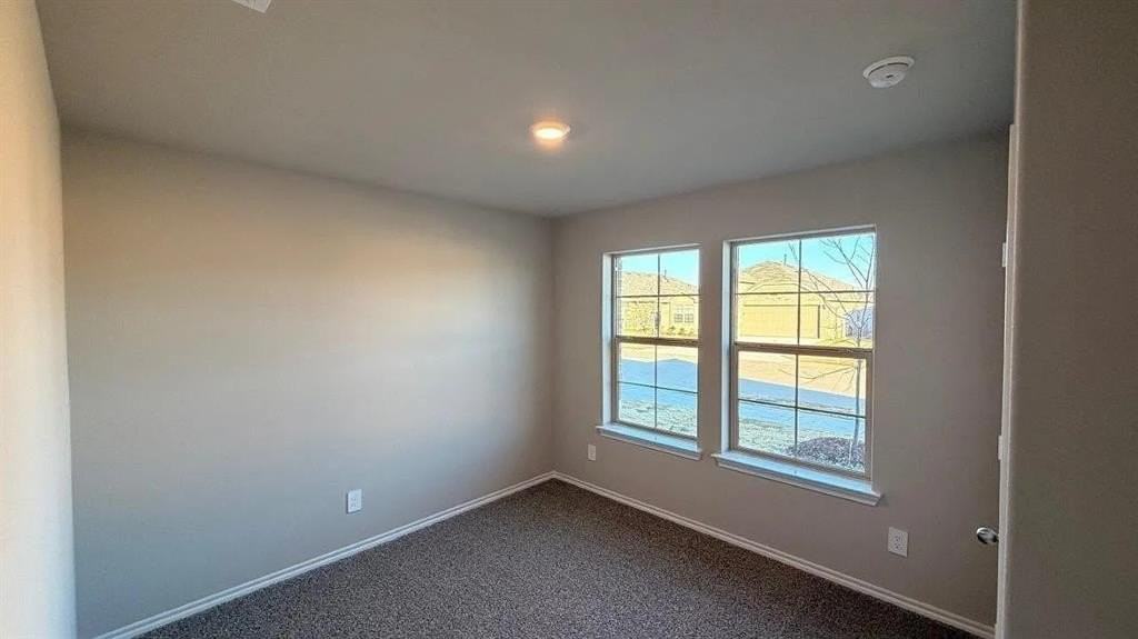 8440 Hollymead Ln - Photo 7 of 20