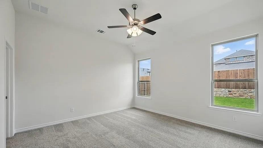 4170 Plateau Dr - Photo 4 of 6