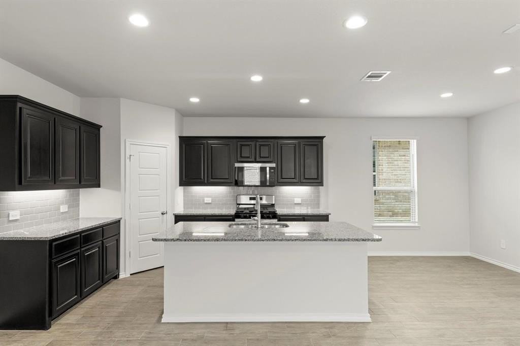 1748 Osage Trl - Photo 5 of 18